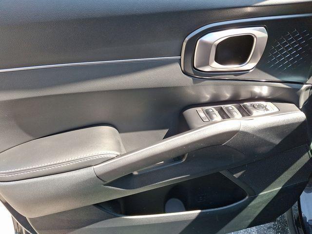 new 2025 Kia Sorento car, priced at $34,817