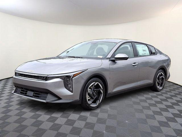 new 2025 Kia K4 car, priced at $24,087