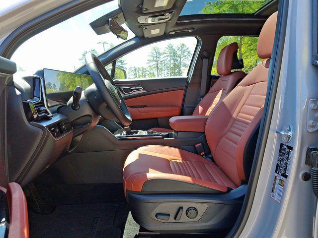 new 2025 Kia Sportage car, priced at $33,727