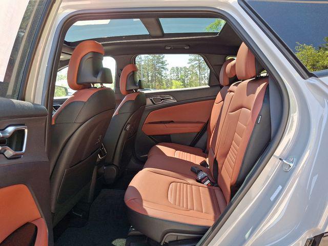 new 2025 Kia Sportage car, priced at $33,727