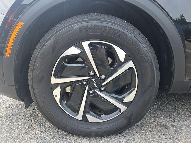 used 2023 Kia Sportage Hybrid car, priced at $23,365