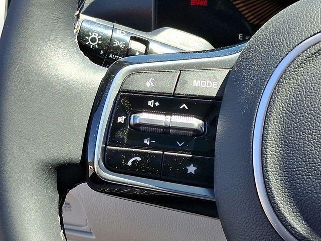 new 2025 Kia Sorento car, priced at $37,076