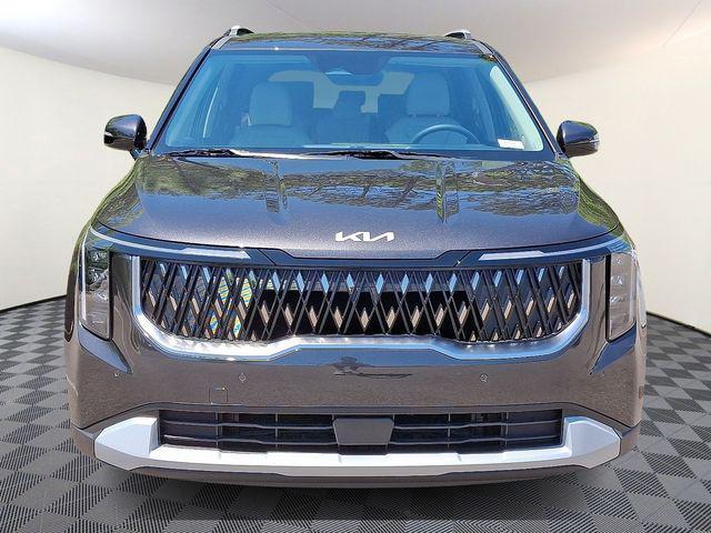 new 2025 Kia Carnival car, priced at $40,919