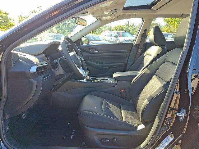 new 2025 Nissan Altima car, priced at $29,213