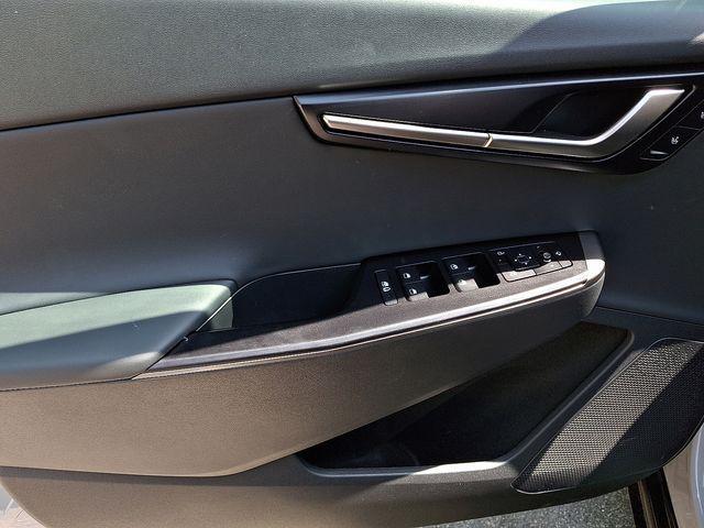 new 2025 Kia EV6 car, priced at $48,140