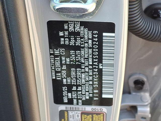 new 2025 Kia EV6 car, priced at $48,140
