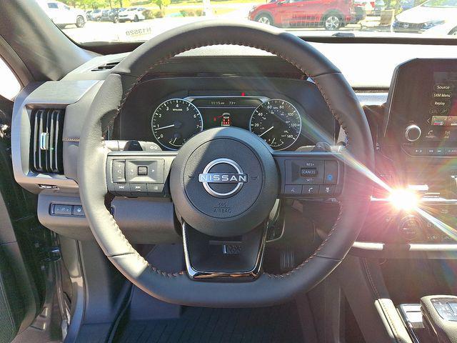 new 2025 Nissan Pathfinder car, priced at $44,645