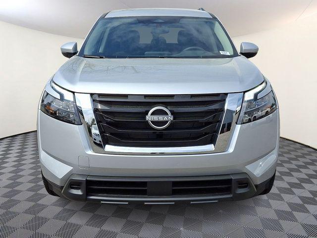 new 2025 Nissan Pathfinder car, priced at $39,839