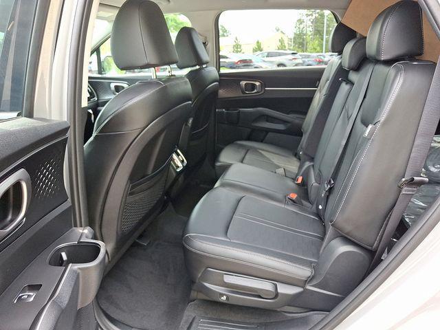 new 2025 Kia Sorento car, priced at $36,444