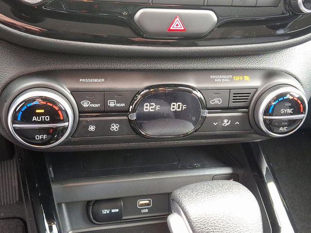 new 2025 Kia Soul car, priced at $23,984