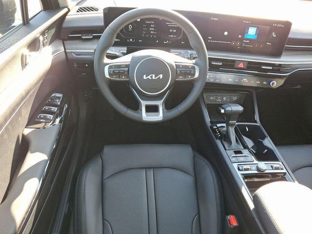 new 2025 Kia K5 car, priced at $33,039