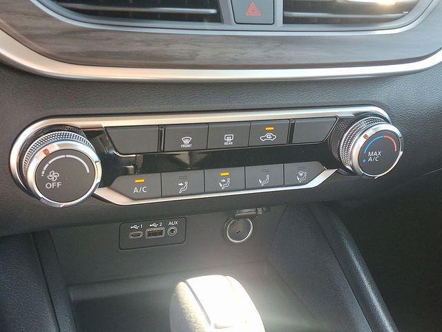 new 2025 Nissan Altima car, priced at $28,177