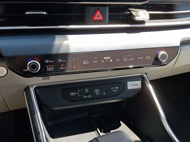 new 2025 Kia Carnival car, priced at $41,399