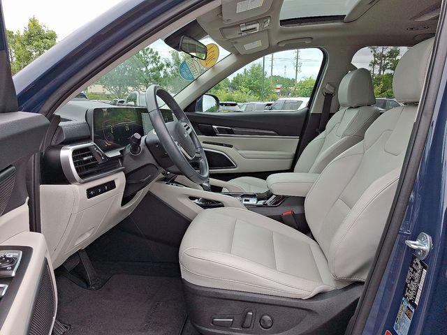 used 2024 Kia Telluride car, priced at $37,400