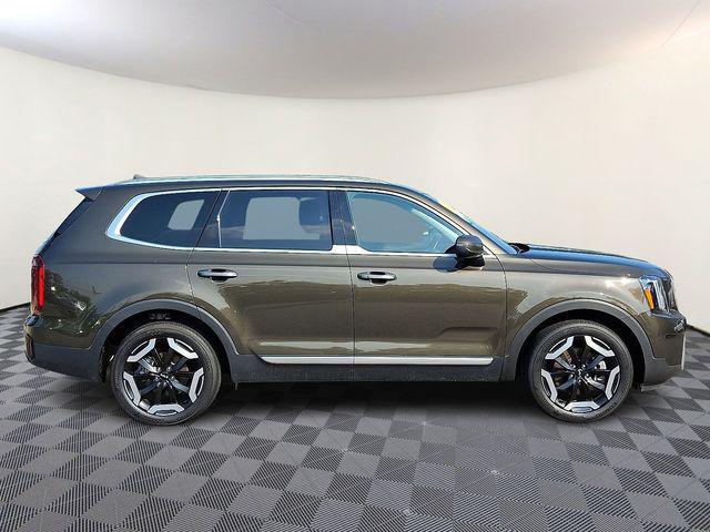 used 2024 Kia Telluride car, priced at $35,995