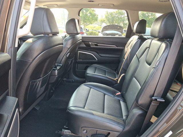 used 2024 Kia Telluride car, priced at $35,995