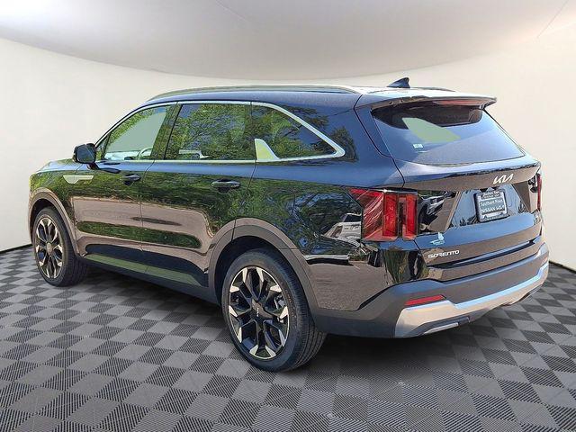 new 2025 Kia Sorento car, priced at $35,977