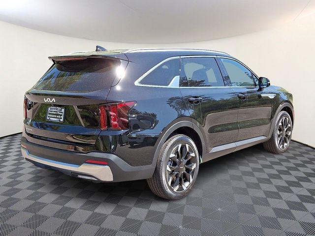 new 2025 Kia Sorento car, priced at $35,977