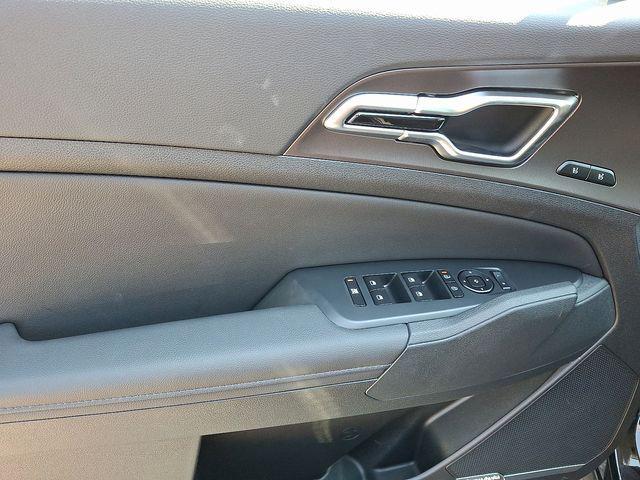 new 2026 Kia Sportage car, priced at $33,285