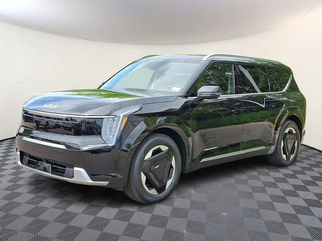new 2026 Kia EV9 car, priced at $67,400