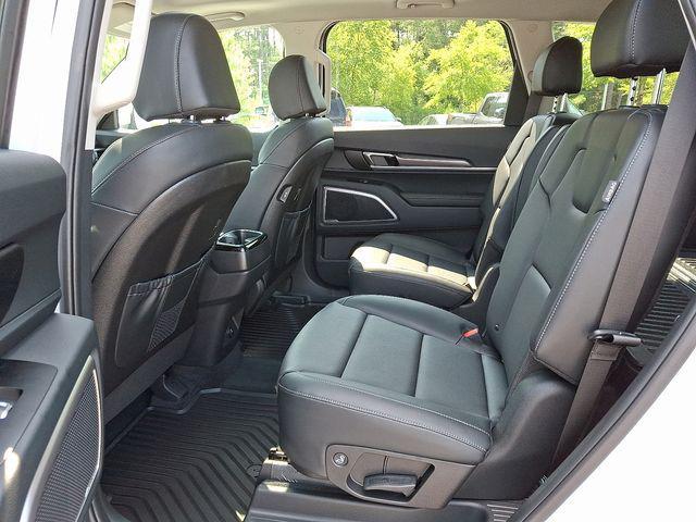 new 2025 Kia Telluride car, priced at $39,925