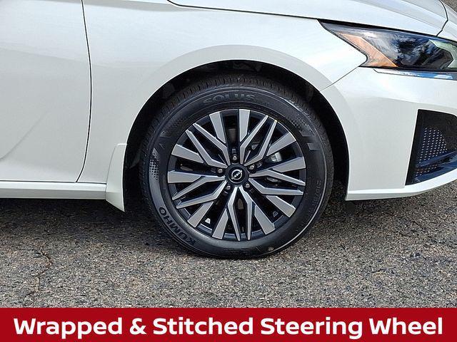 new 2025 Nissan Altima car, priced at $32,215