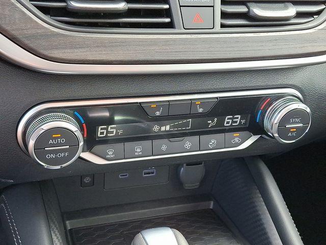 new 2025 Nissan Altima car, priced at $32,215