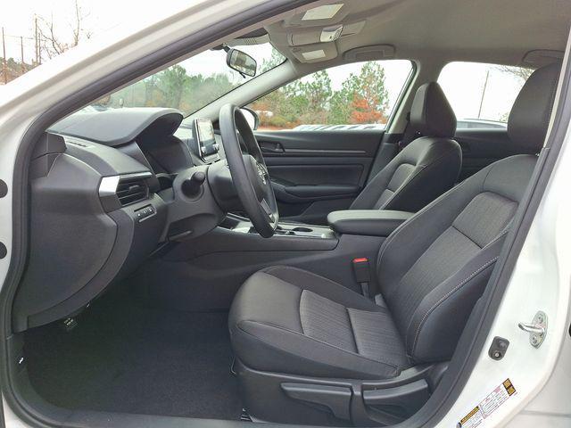 new 2025 Nissan Altima car, priced at $26,452