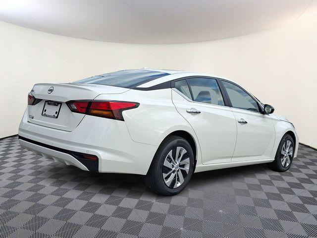new 2025 Nissan Altima car, priced at $26,452