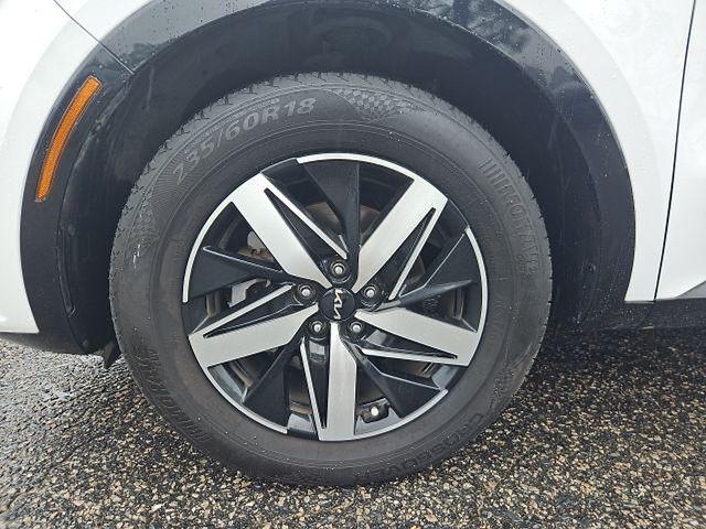 used 2022 Kia Sorento car, priced at $25,100