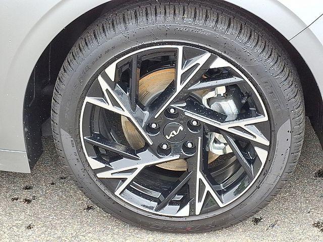 new 2025 Kia K5 car, priced at $31,660