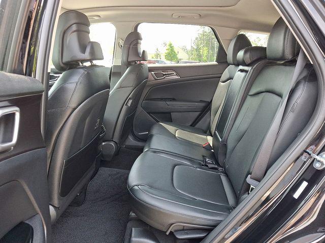 new 2025 Kia Sportage car, priced at $30,008