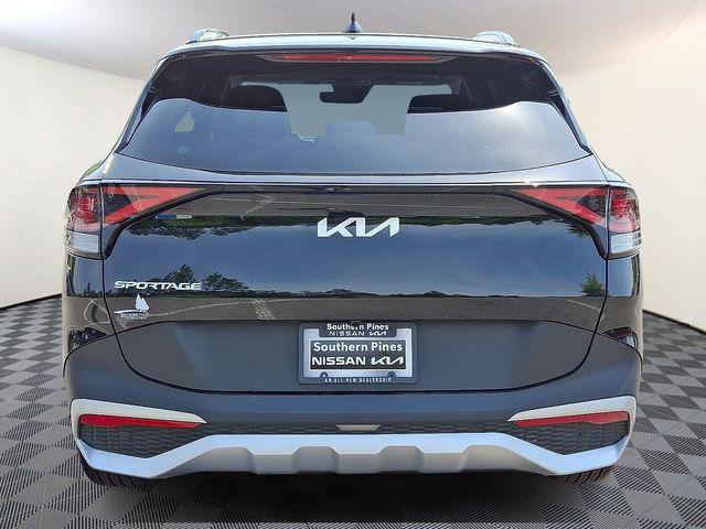 new 2025 Kia Sportage car, priced at $30,008