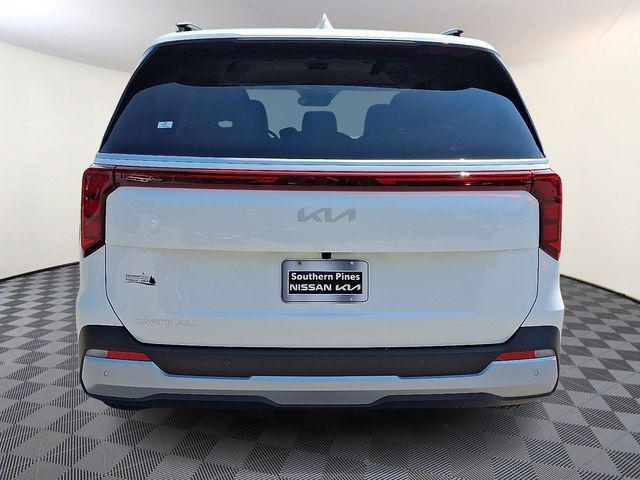 new 2025 Kia Carnival car, priced at $41,428