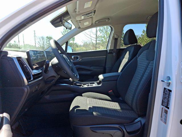 new 2025 Kia Sorento car, priced at $31,582