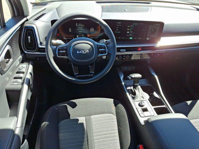 new 2025 Kia Sorento car, priced at $31,582