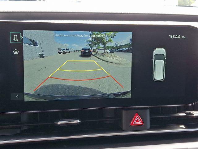 new 2025 Kia Carnival car, priced at $40,525