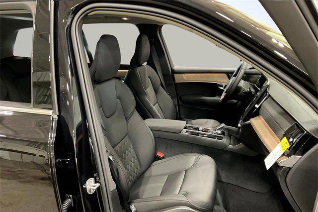 new 2026 Volvo XC90 car, priced at $68,825