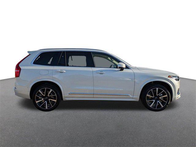 new 2025 Volvo XC90 car, priced at $61,250