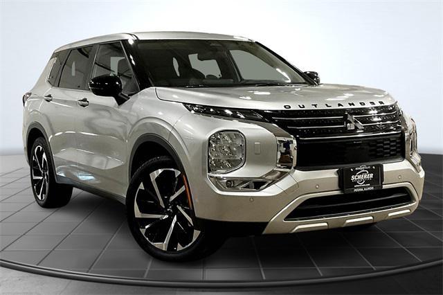 used 2022 Mitsubishi Outlander car, priced at $26,600