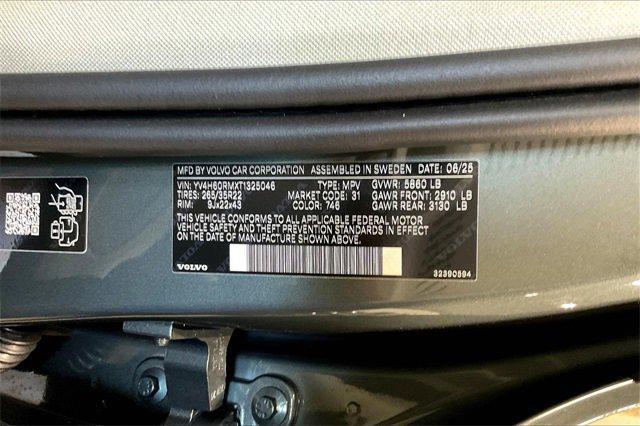 new 2026 Volvo XC60 Plug-In Hybrid car, priced at $74,418