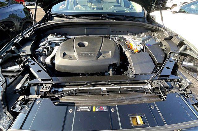 new 2026 Volvo XC60 Plug-In Hybrid car, priced at $74,418