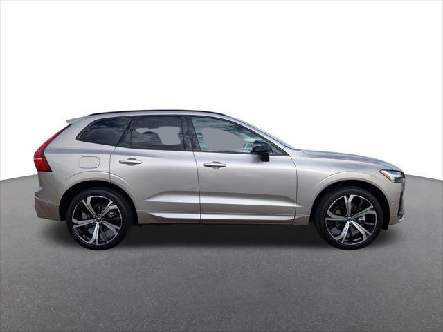 new 2025 Volvo XC60 car, priced at $58,635