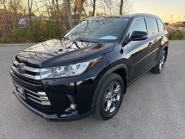 used 2019 Toyota Highlander car, priced at $33,000