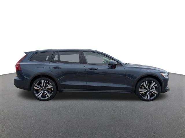 new 2025 Volvo V60 Cross Country car, priced at $54,225