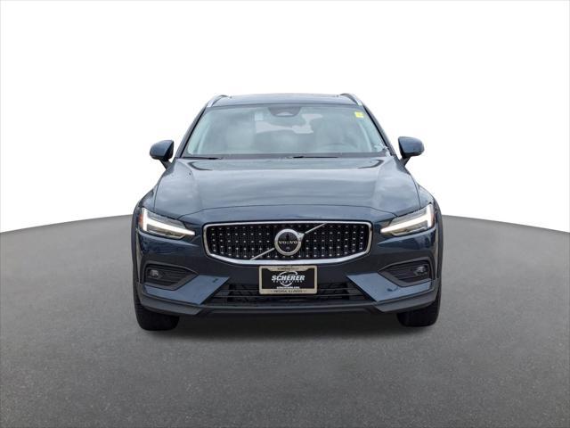 new 2025 Volvo V60 Cross Country car, priced at $54,225