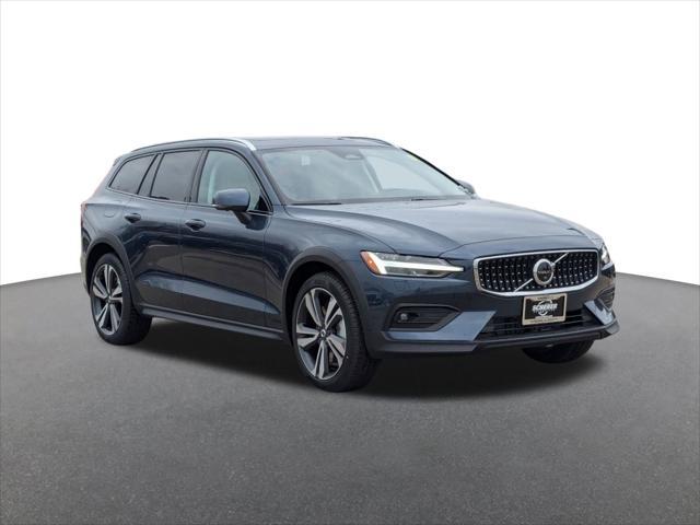 new 2025 Volvo V60 Cross Country car, priced at $54,225