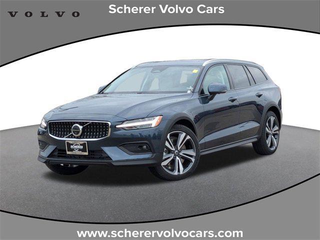 new 2025 Volvo V60 Cross Country car, priced at $54,225