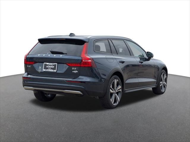 new 2025 Volvo V60 Cross Country car, priced at $54,225