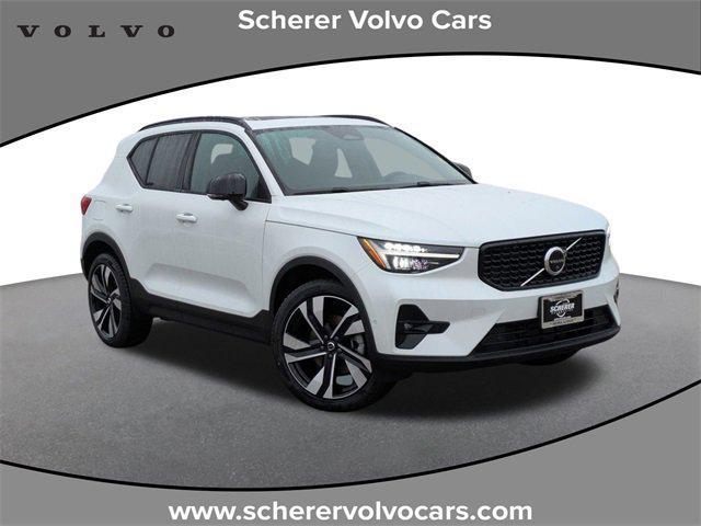 new 2025 Volvo XC40 car, priced at $50,050